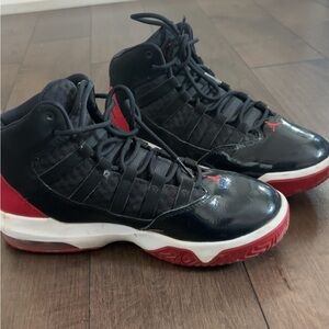 5.5 Jordan black aura Black gym Red  Sneakers